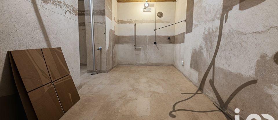 Maison de campagne 5 pièces de 151 m² à Ayat-sur-Sioule (63390)