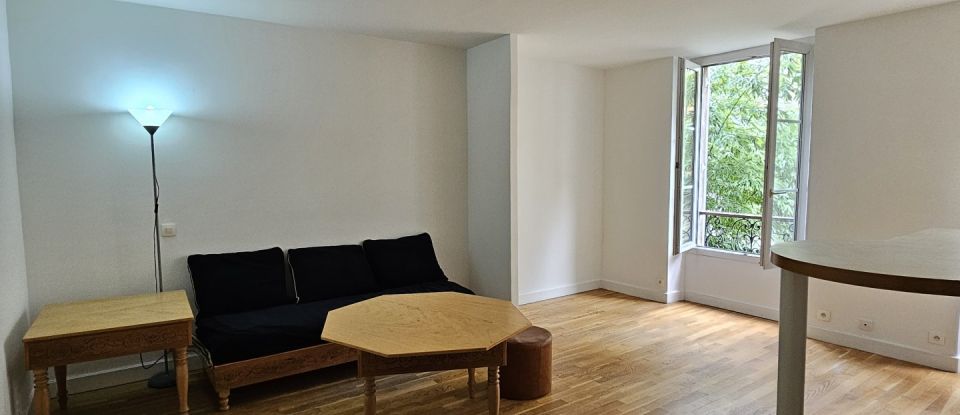 Studio 1 room of 27 m² in Paris (75020)