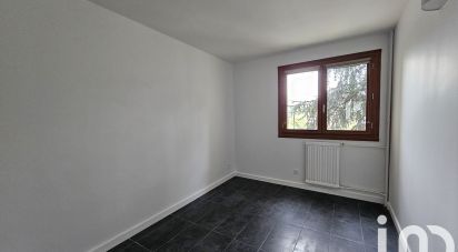 Appartement 3 pièces de 50 m² à Alfortville (94140)