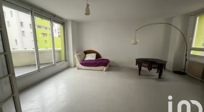 Appartement 4 pièces de 82 m² à Évry (91000)