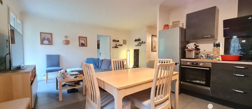 Appartement 3 pièces de 66 m² à Corbeil-Essonnes (91100)