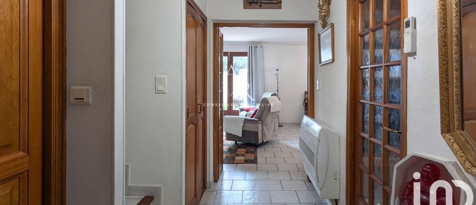 House 4 rooms of 105 m² in Arles (13200)