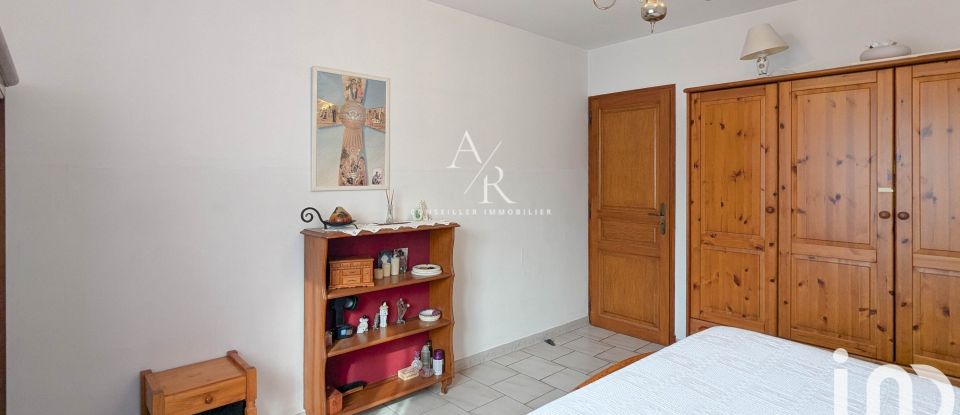 House 4 rooms of 105 m² in Arles (13200)