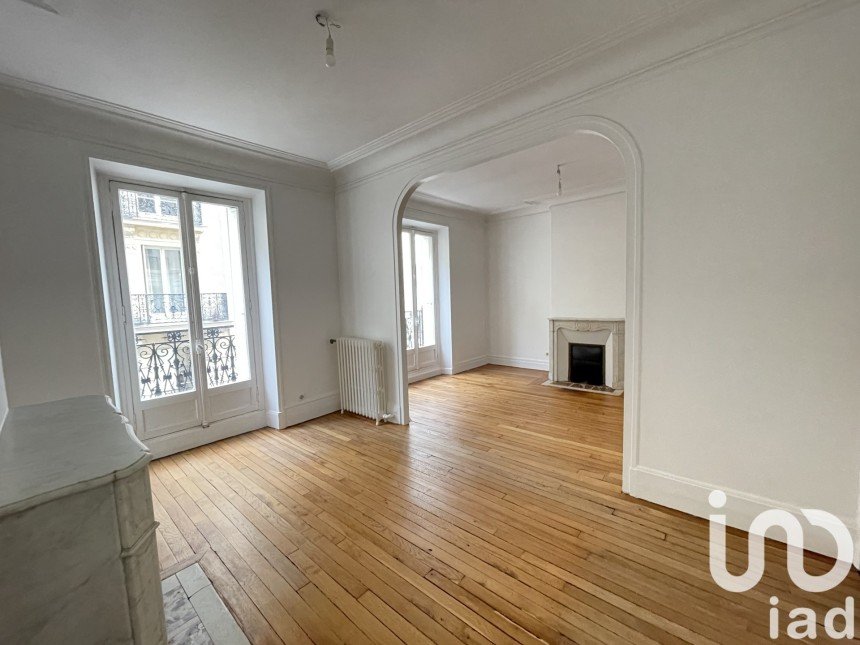 Apartment 4 rooms of 73 m² in Paris (75016)