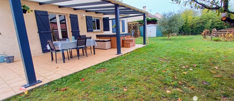 Pavillon 4 pièces de 95 m² à Jargeau (45150)