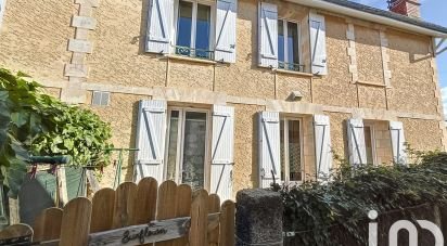 Town house 6 rooms of 130 m² in Gujan-Mestras (33470)