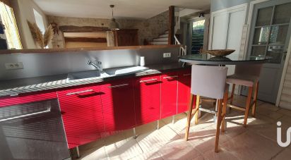 Town house 7 rooms of 153 m² in Fontenay-le-Comte (85200)