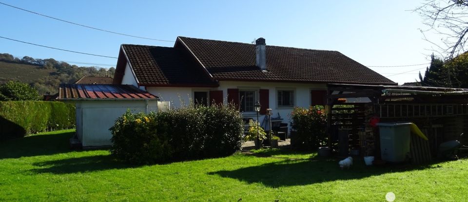 House 5 rooms of 90 m² in Viodos-Abense-de-Bas (64130)