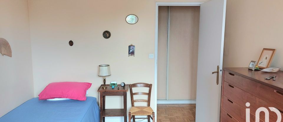 Appartement 4 pièces de 86 m² à Clamart (92140)