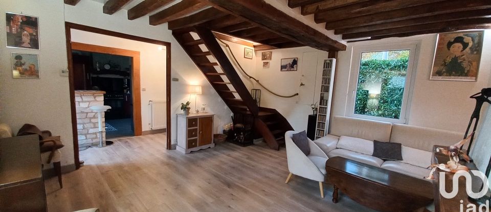 House 4 rooms of 85 m² in Bréval (78980)