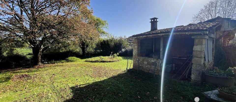 Ferme 7 pièces de 134 m² à Saint-Martial-de-Nabirat (24250)