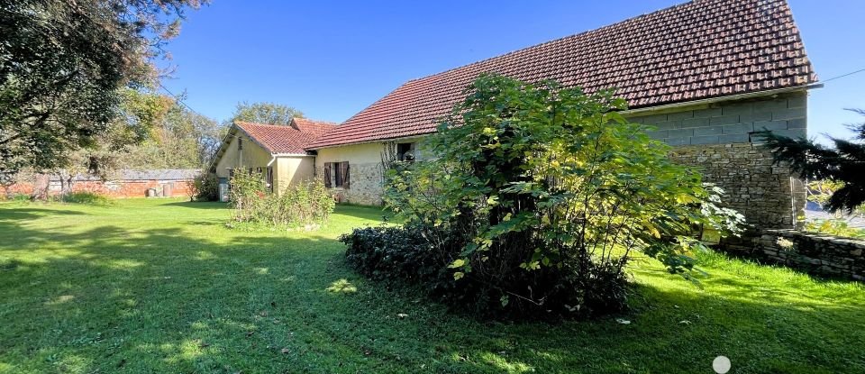 Ferme 7 pièces de 134 m² à Saint-Martial-de-Nabirat (24250)