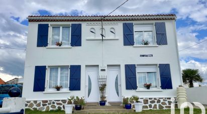 Lodge 10 rooms of 216 m² in Saint-Gilles-Croix-de-Vie (85800)