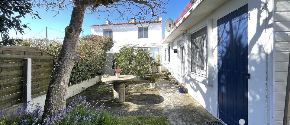 Gîte 10 pièces de 216 m² à Saint-Gilles-Croix-de-Vie (85800)