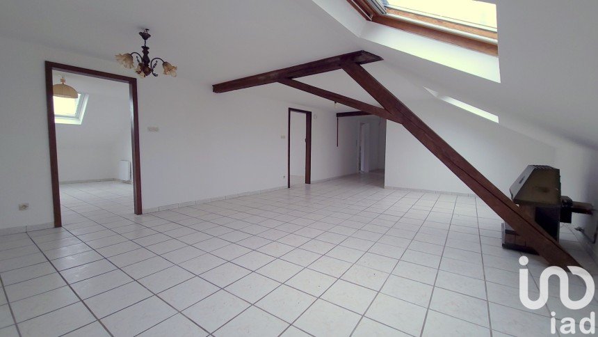 Apartment 3 rooms of 70 m² in Algrange (57440)