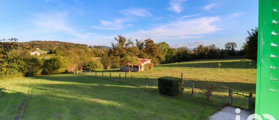 House 3 rooms of 55 m² in Roche-le-Peyroux (19160)