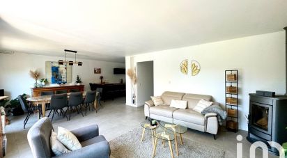 Maison 5 pièces de 102 m² à Roncq (59223)