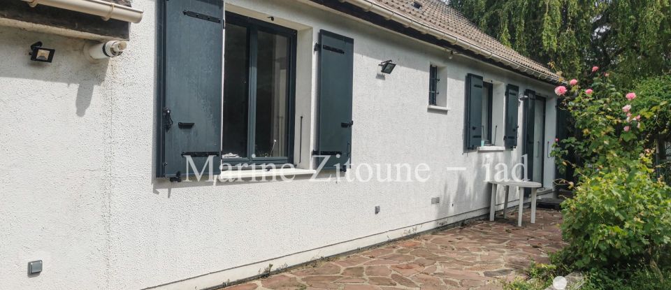 Traditional house 6 rooms of 102 m² in La Ville-du-Bois (91620)