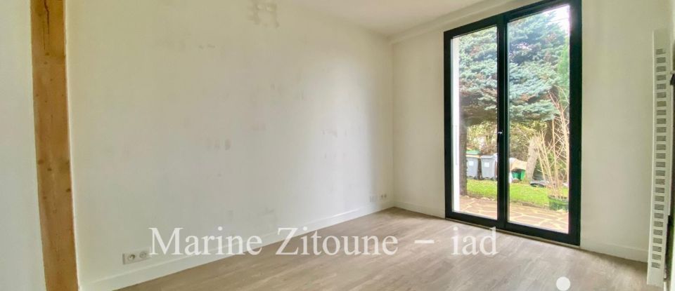 Traditional house 6 rooms of 102 m² in La Ville-du-Bois (91620)