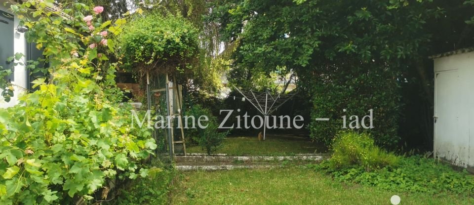 Traditional house 6 rooms of 102 m² in La Ville-du-Bois (91620)