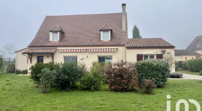 Maison 5 pièces de 196 m² à Carsac-Aillac (24200)