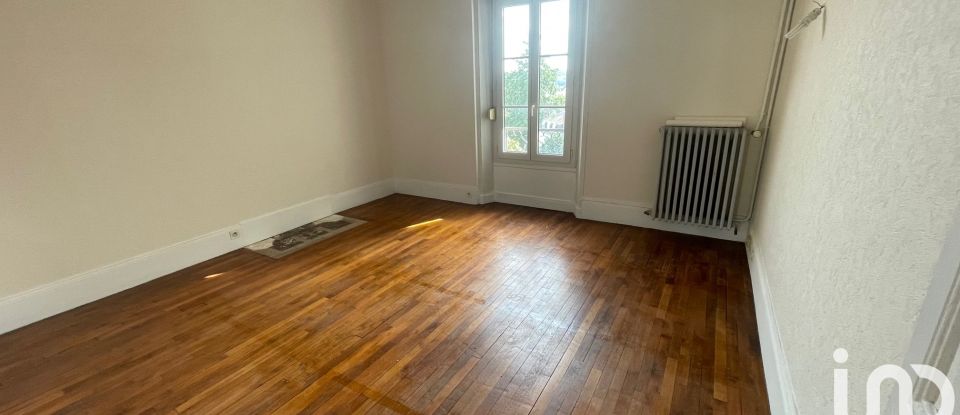 Appartement 5 pièces de 121 m² à Melun (77000)