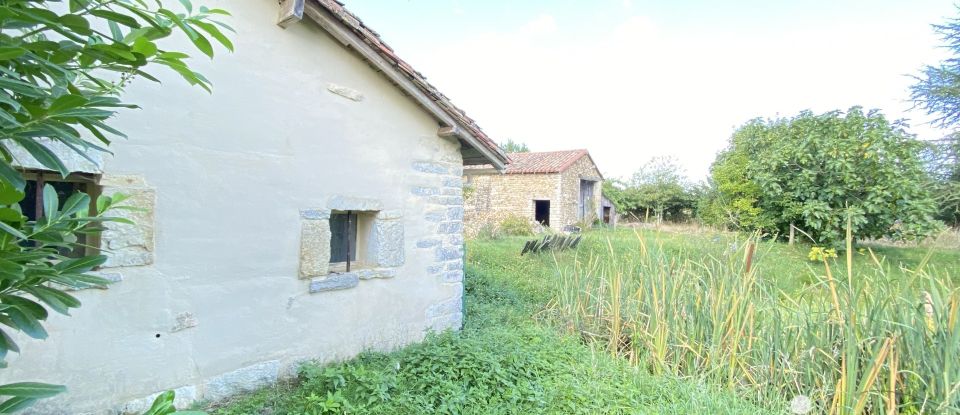 Longere 5 rooms of 142 m² in Rouillé (86480)