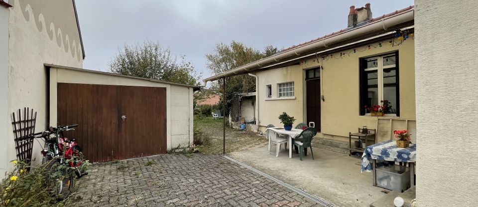 House 6 rooms of 116 m² in Saint-Memmie (51470)