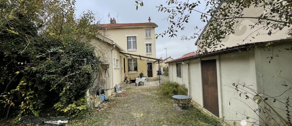 House 6 rooms of 116 m² in Saint-Memmie (51470)