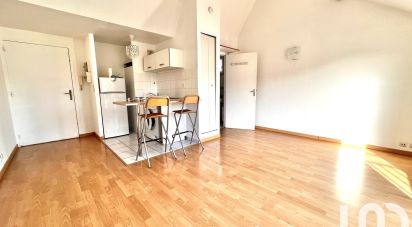 Studio 1 room of 27 m² in Mennecy (91540)