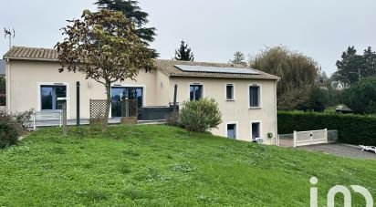 House 6 rooms of 124 m² in Thouars (79100)