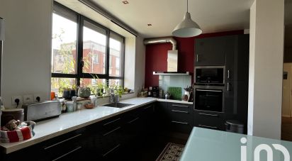 Appartement 5 pièces de 117 m² à Lille (59800)