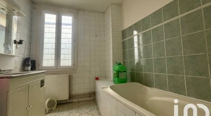 Apartment 4 rooms of 77 m² in Tarbes (65000)