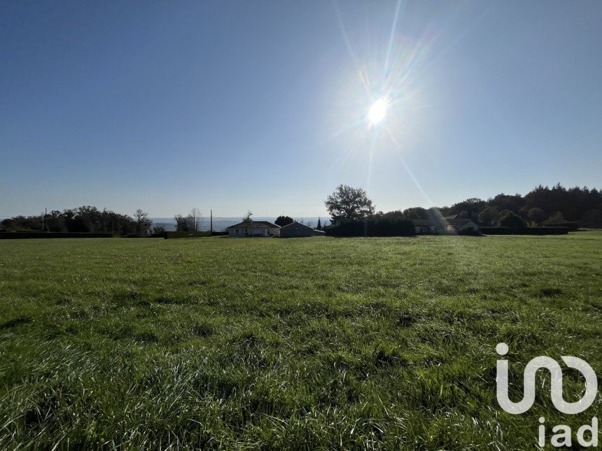 Terrain de 1 621 m² à Domme (24250)