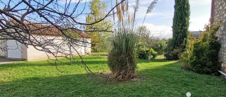 Maison traditionnelle 7 pièces de 234 m² à Gaillac (81600)