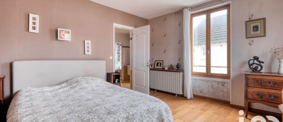 Maison 7 pièces de 173 m² à - (77580)