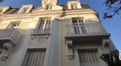 Apartment 3 rooms of 80 m² in Vichy (03200)