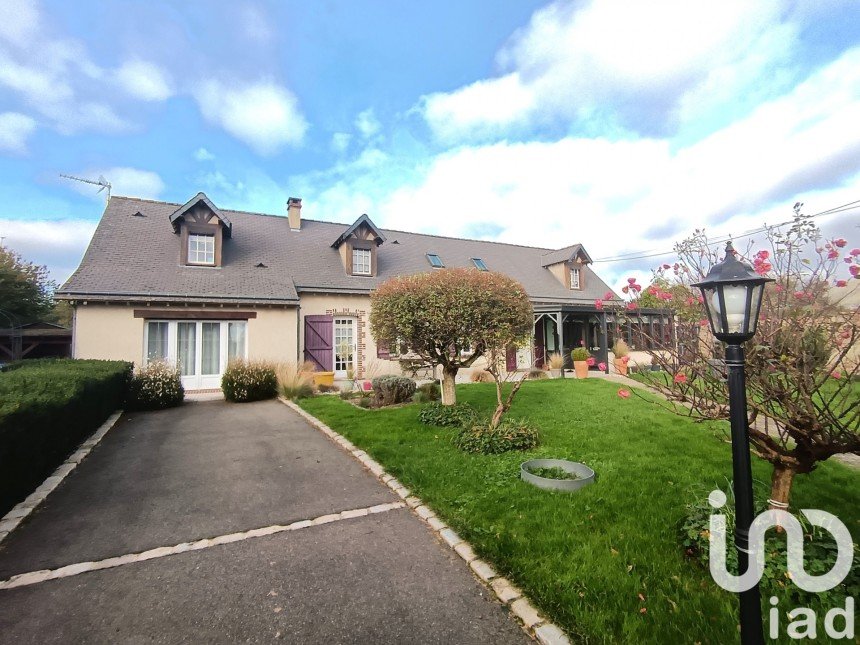 Longere 6 rooms of 186 m² in Courville-sur-Eure (28190)