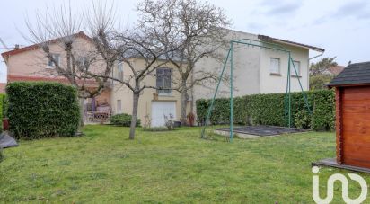 Traditional house 6 rooms of 150 m² in Houilles (78800)