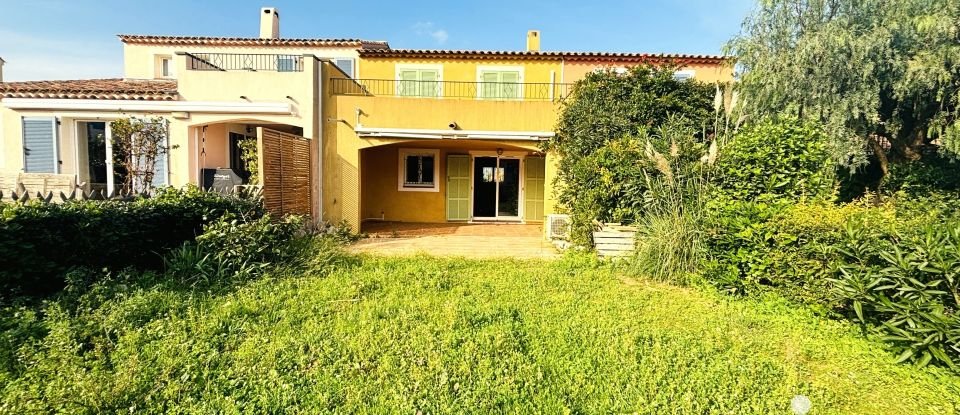 Traditional house 4 rooms of 131 m² in Roquebrune-sur-Argens (83520)