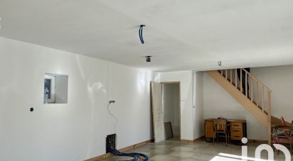 Longère 2 pièces de 94 m² à Le Molay-Littry (14330)