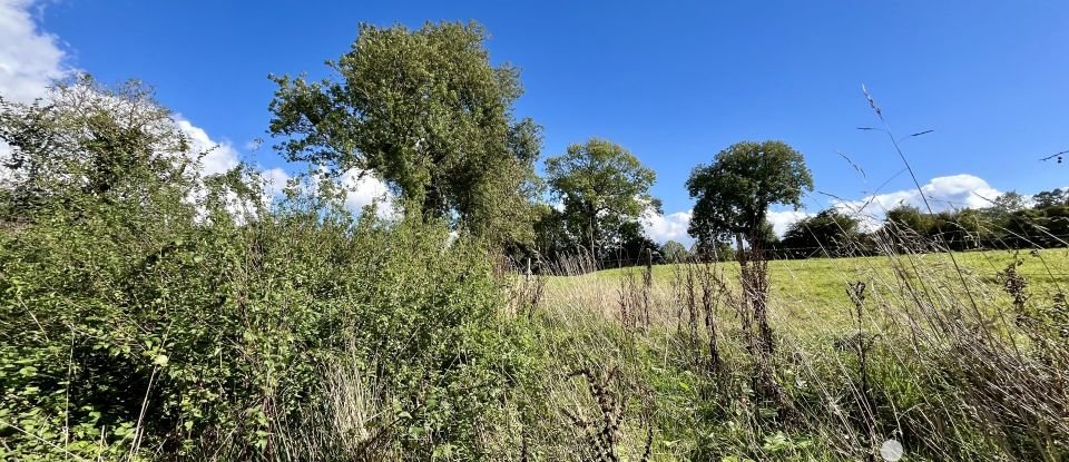 Longère 2 pièces de 94 m² à Le Molay-Littry (14330)