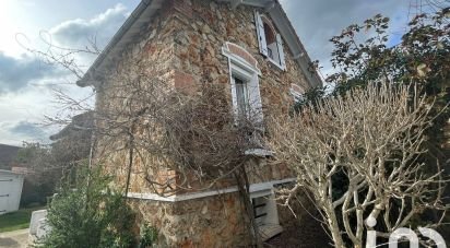 Maison traditionnelle 6 pièces de 92 m² à Morangis (91420)