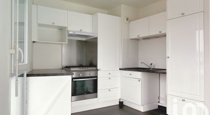 Apartment 3 rooms of 71 m² in Loos (59120)