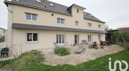 Maison traditionnelle 7 pièces de 199 m² à Boos (76520)