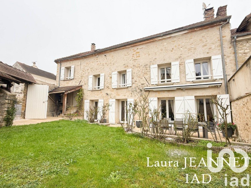 House 7 rooms of 183 m² in Condécourt (95450)