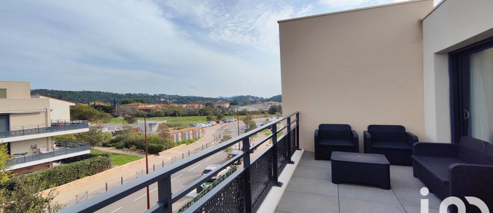 Apartment 3 rooms of 60 m² in La Ciotat (13600)