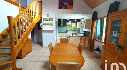 House 7 rooms of 173 m² in Lannion (22300)