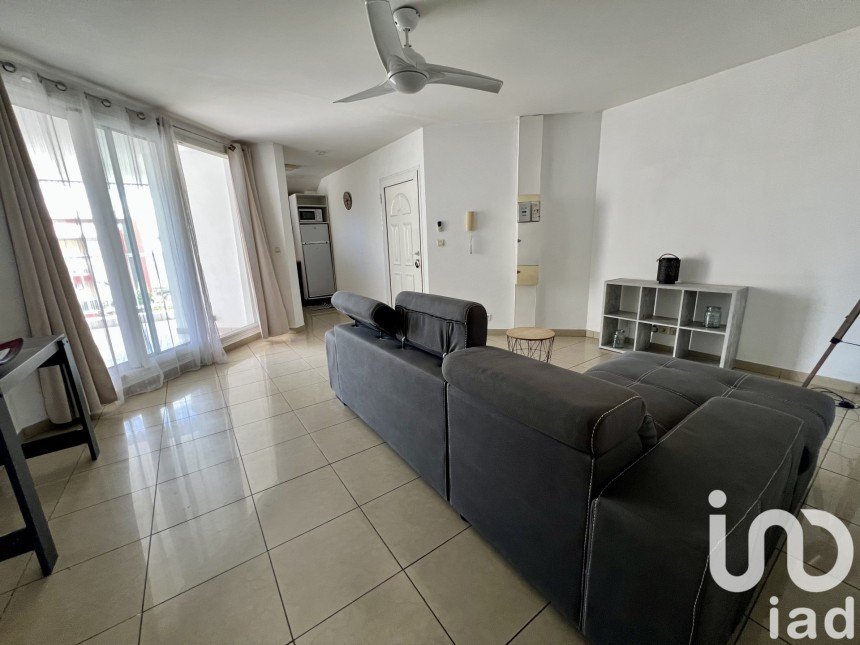 Apartment 3 rooms of 58 m² in La Possession (97419)