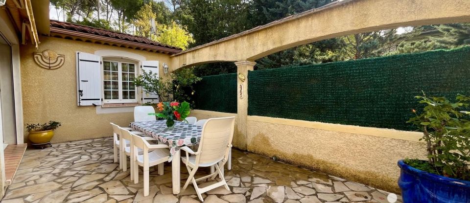 House 3 rooms of 100 m² in Aubagne (13400)